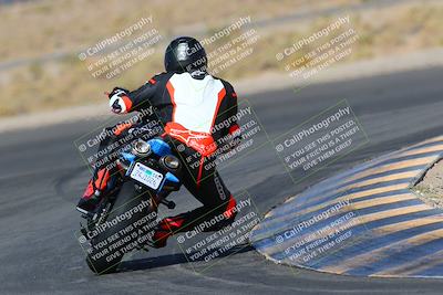 media/Apr-10-2022-SoCal Trackdays (Sun) [[f104b12566]]/Turn 11 Backside (945am)/